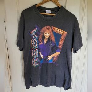 1992 Reba McEntire T Shirt. Large.